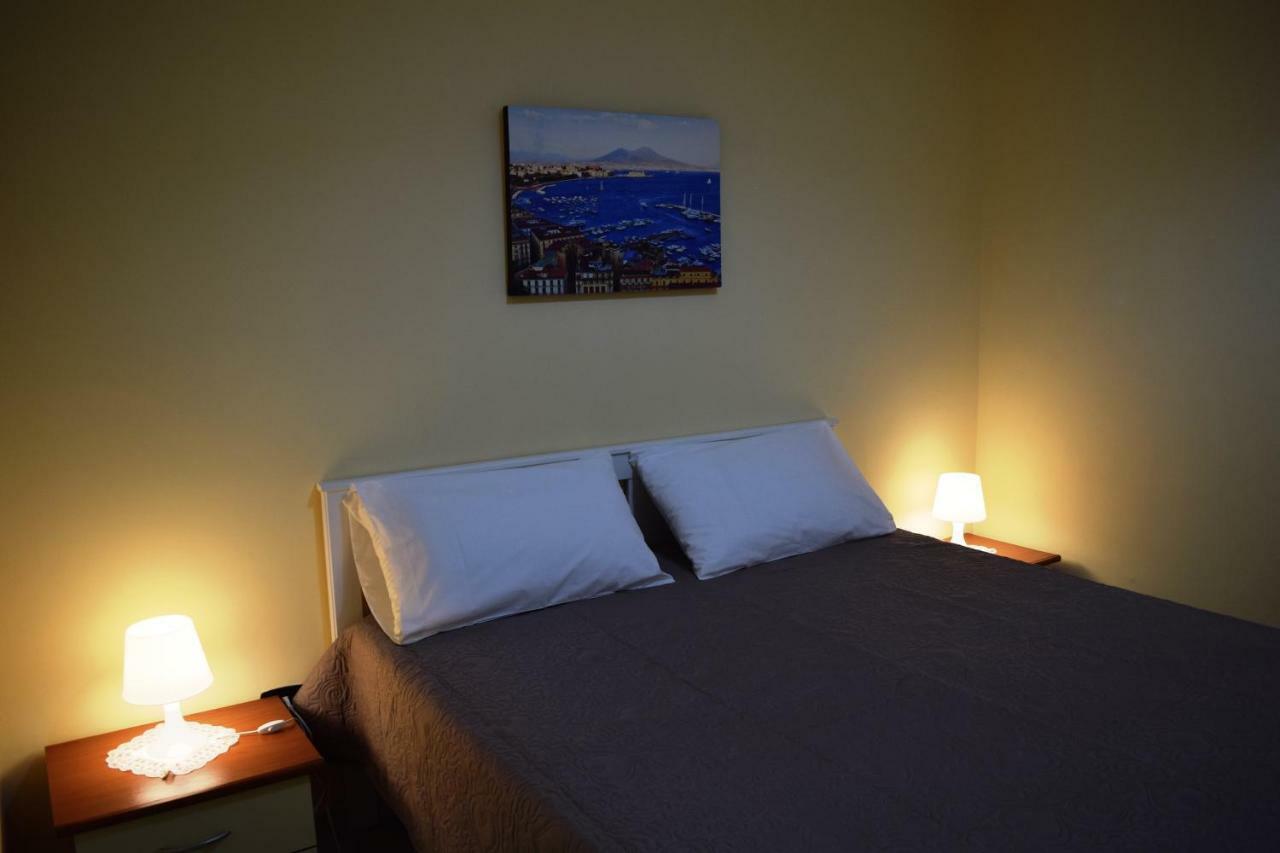 A Casa Di Peppe Apartment Naples Exterior photo